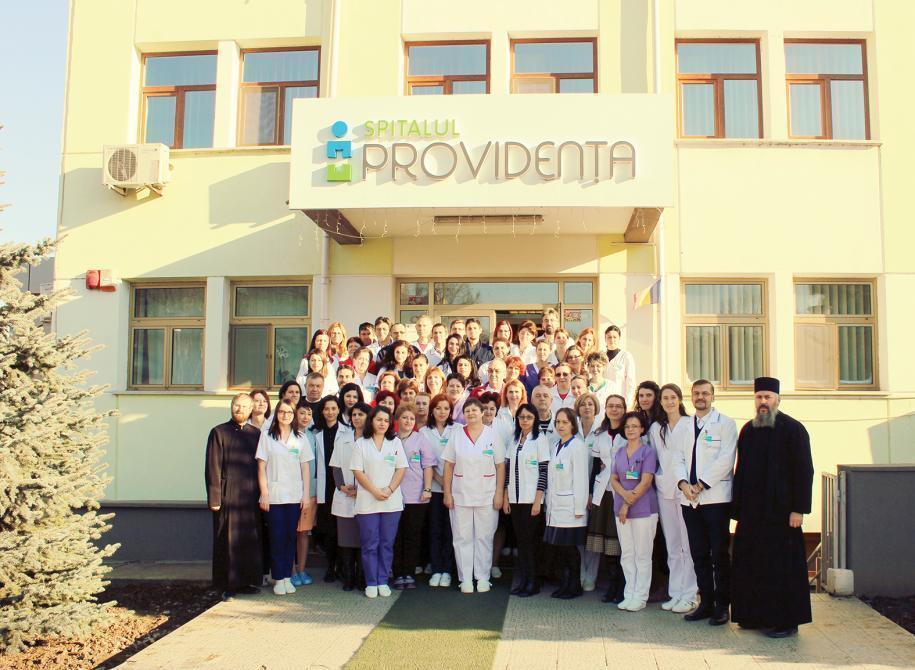 Spitalul „Providenţa“ are o capacitate de 102 paturi în secţiile de Oftalmologie, Gastroenterologie, Recuperare Medicală, Medicină Internă, Chirurgie şi Cardiologie. Spitalul dispune de 2 săli de operaţie, o unitate de Terapie Intensivă, laborator de analize medicale şi compartiment de Radiologie şi Imagistică. De asemenea, pacienţii internaţi în saloanele şi rezervele unităţii medicale beneficiază de dotări ultramoderne la standarde europene. Valorile în care credem şi care ne ghidează în activitatea noastră sunt: competenţă, solidaritate, dedicare, integritate şi credinţă. Spitalul „Providenţa“ are o capacitate de 102 paturi în secţiile de Oftalmologie, Gastroenterologie, Recuperare Medicală, Medicină Internă, Chirurgie şi Cardiologie. Spitalul dispune de 2 săli de operaţie, o unitate de Terapie Intensivă, laborator de analize medicale şi compartiment de Radiologie şi Imagistică. De asemenea, pacienţii internaţi în saloanele şi rezervele unităţii medicale beneficiază de dotări ultramoderne la standarde europene. Valorile în care credem şi care ne ghidează în activitatea noastră sunt: competenţă, solidaritate, dedicare, integritate şi credinţă.