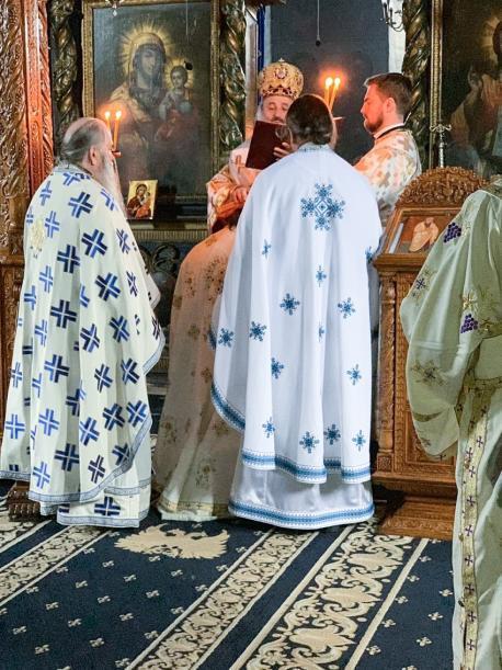 Hirotesia întru arhimandrit a părintelui Arsenie Hanganu