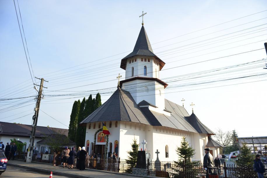 Biserica „Sfântul Mare Mucenic Gheorghe“ din Paşcani (Foto: Lucian Ducan)