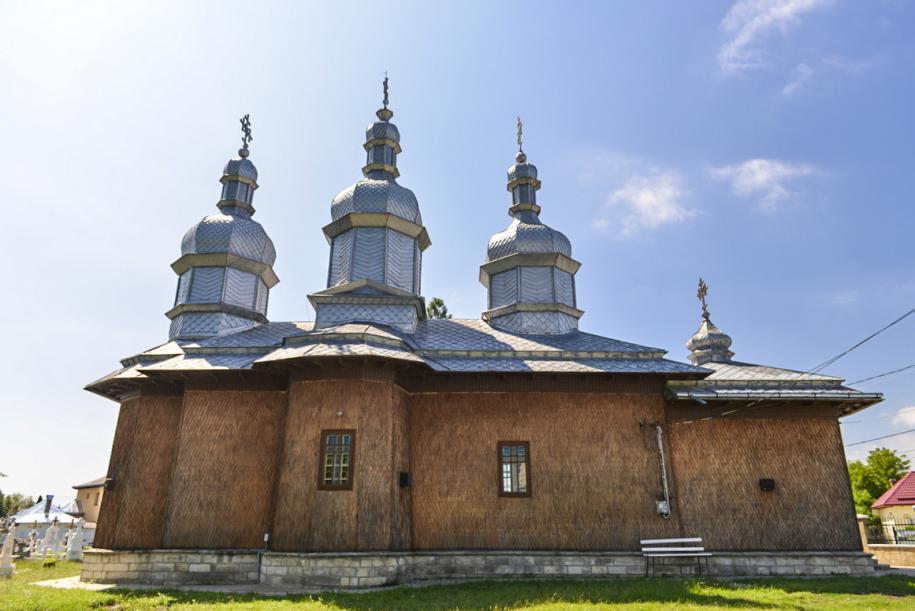Biserica Sfinții Voievozi și Tăierea Capului Sfântului Ioan Botezătorul-Vânători/ Foto: Munteanu Gabriel Biserica Sfinții Voievozi și Tăierea Capului Sfântului Ioan Botezătorul-Vânători/ Foto: Munteanu Gabriel