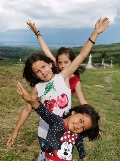 Foto: Parohia „Sfântul Ioan Botezătorul”, Curagău