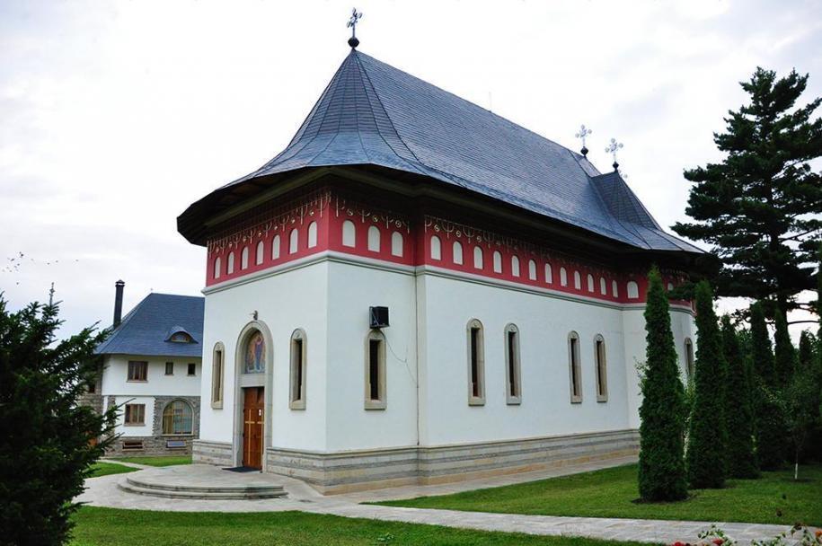 Biserica nouă a Mănăstirii Popăuți