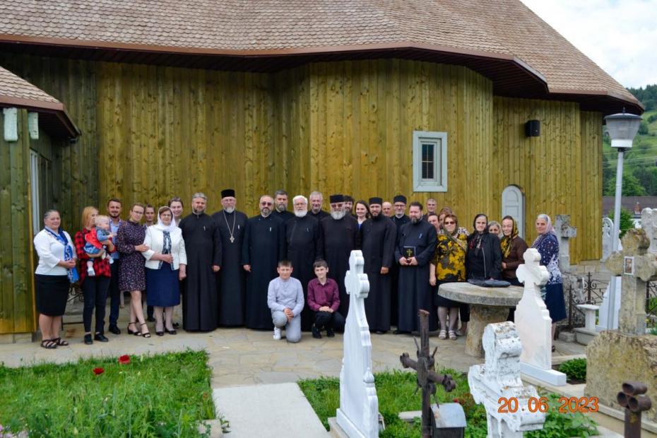 Fotografie de grup-cateheze demonstrative în Protopopiatul Târgu Neamț