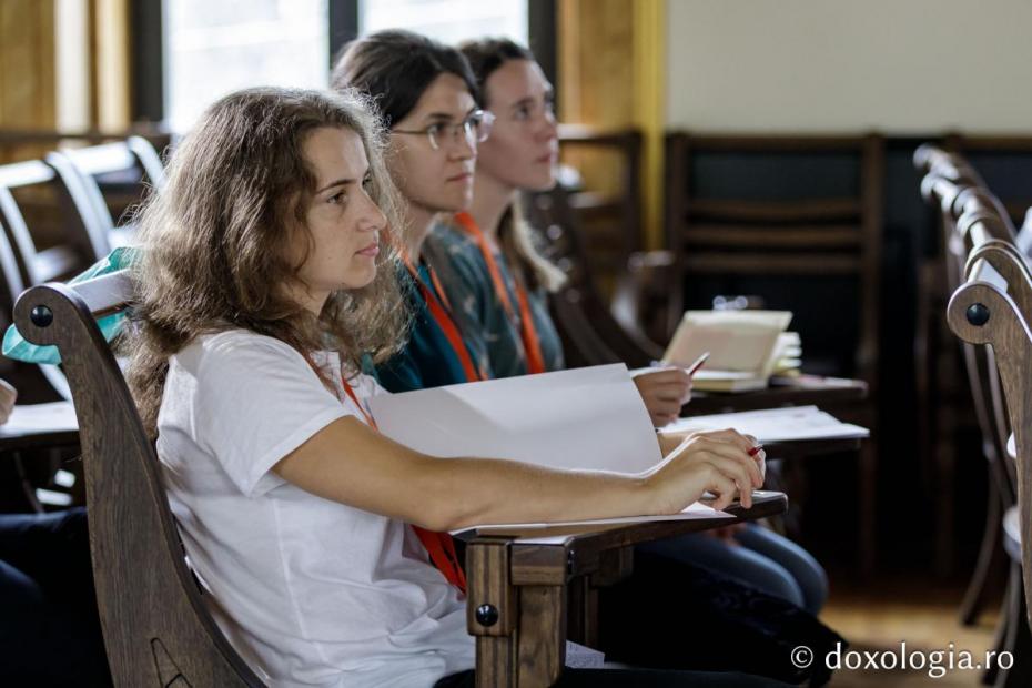 Atelierul de muzică psaltică „Stilul calofonic de la tehnică la interpretare” / Foto: Oana Nechifor