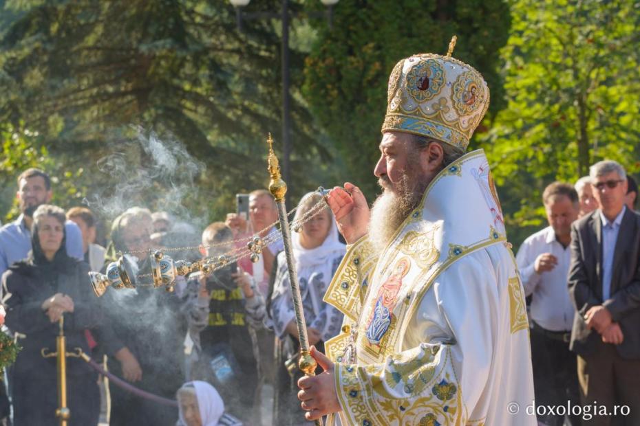 Moment din Sfânta Liturghie / Foto: Mihail Vrăjitoru