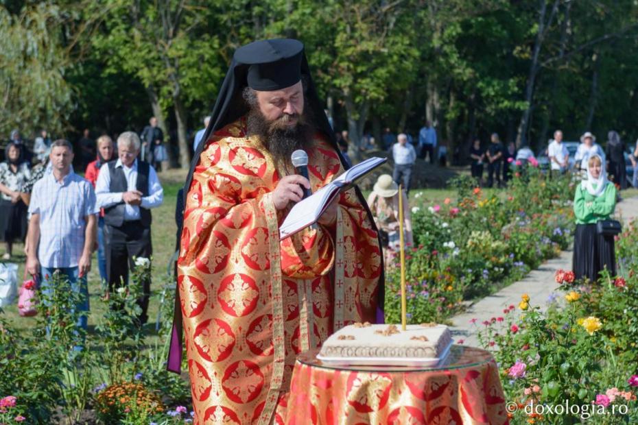 Moment din Sfânta Liturghie / Foto: Mihail Vrăjitoru