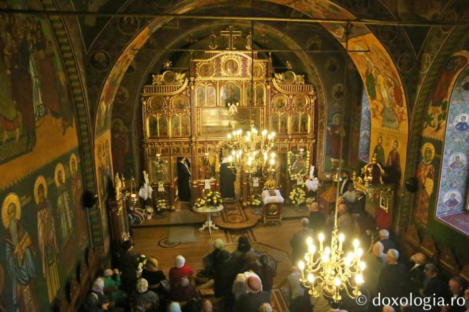 Interiorul Bisericii „Sfânta Parascheva” Păcurari - Iași / Foto: Flavius Popa