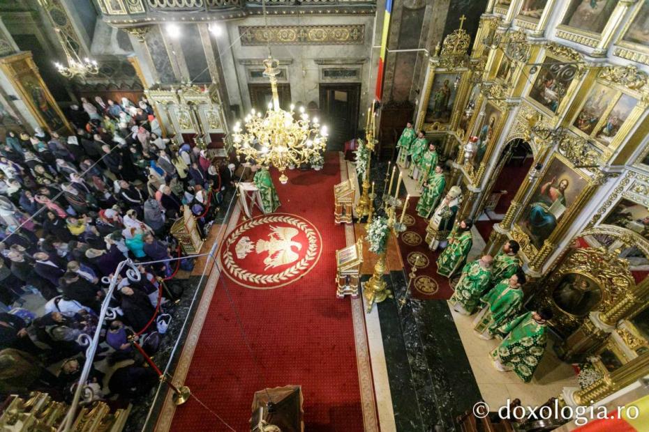 Liturghie arhierească în prima zi de pelerinaj / Foto: Pr. Silviu Cluci