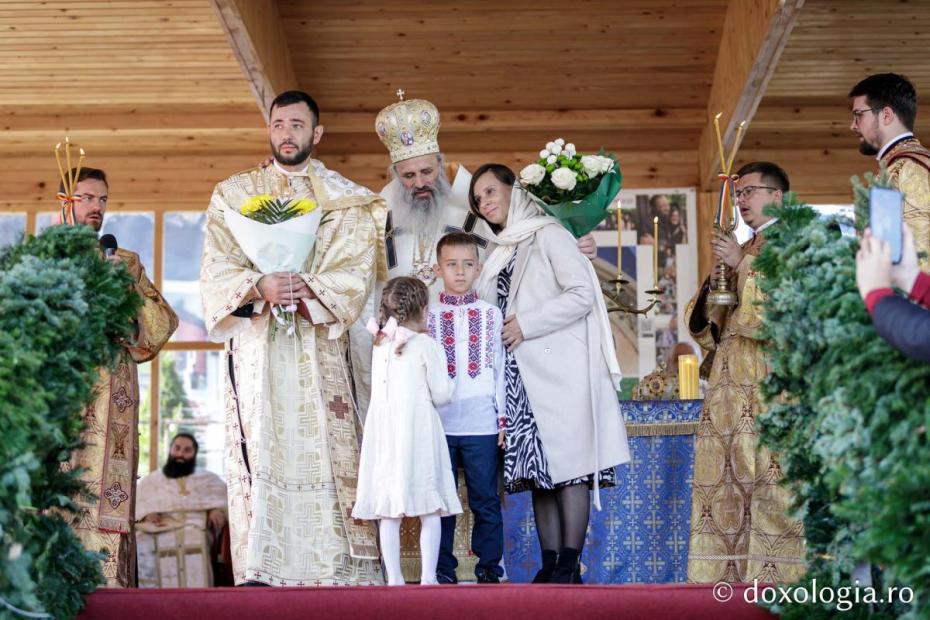 Resfințirea Bisericii „Sfântul Arhidiacon Ștefan” Țicău, Iași / Foto: Oana Nechifor