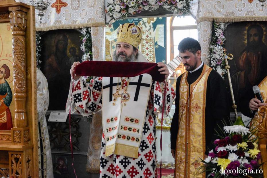 Părintele Lucian Cristian Coșofreț a fost hirotesit de întru iconom / Foto: Mihail Vrăjitoru