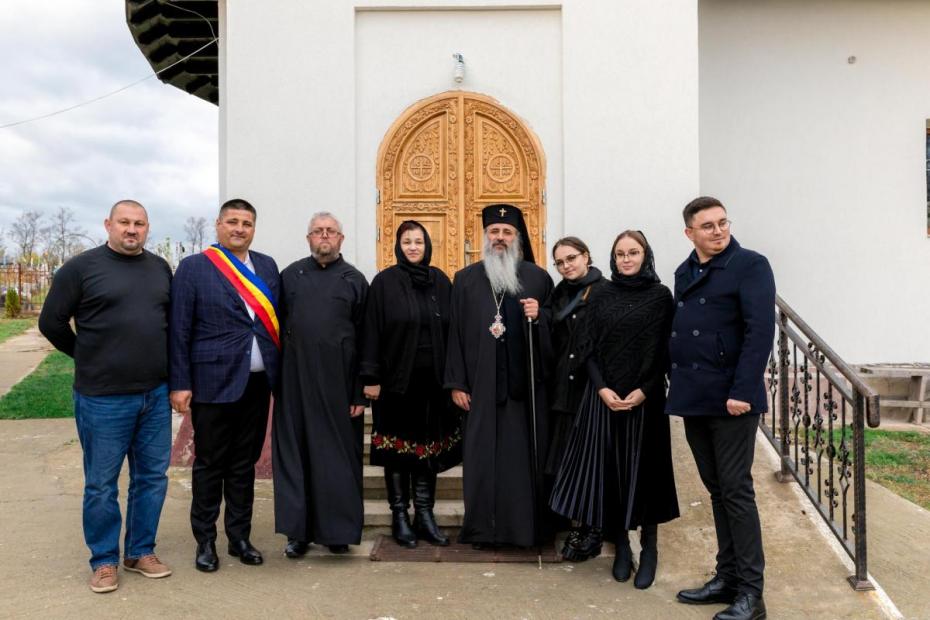 IPS Teofan a vizitat Parohia „Sfântul Nicolae” Arama
