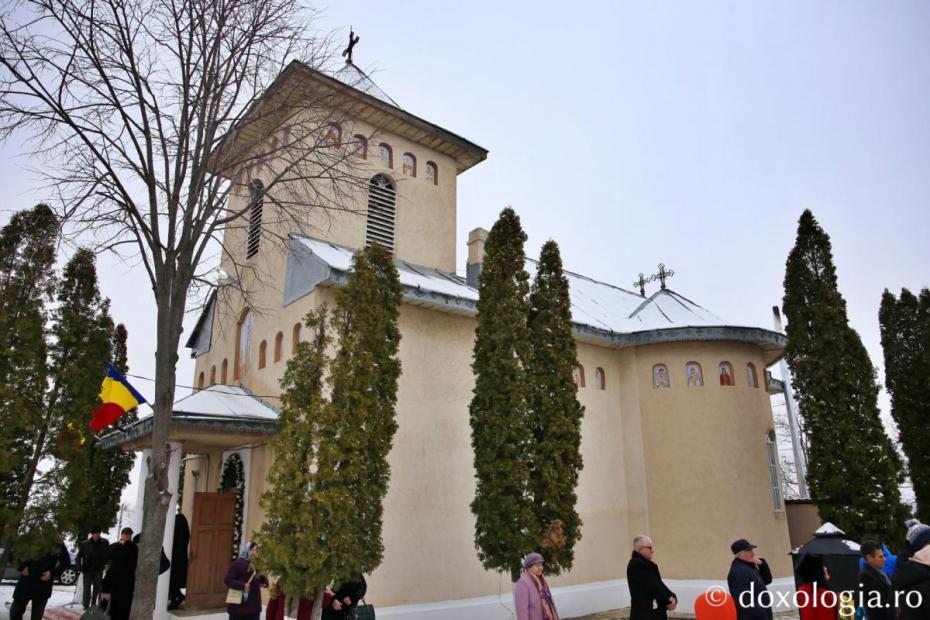 Biserica „Sfânta Cuvioasă Parascheva” Budești / Foto: Flavius Popa