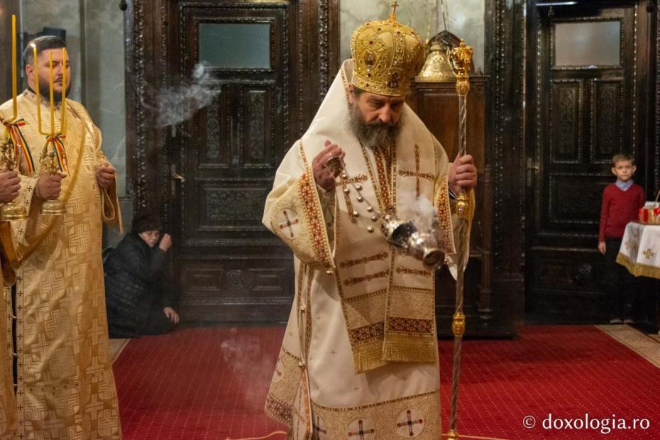 Slujire arhierească, în duminica a 29-a după Rusalii, la Catedrala Mitropolitană din Iași / Foto: Mihail Vrăjitoru