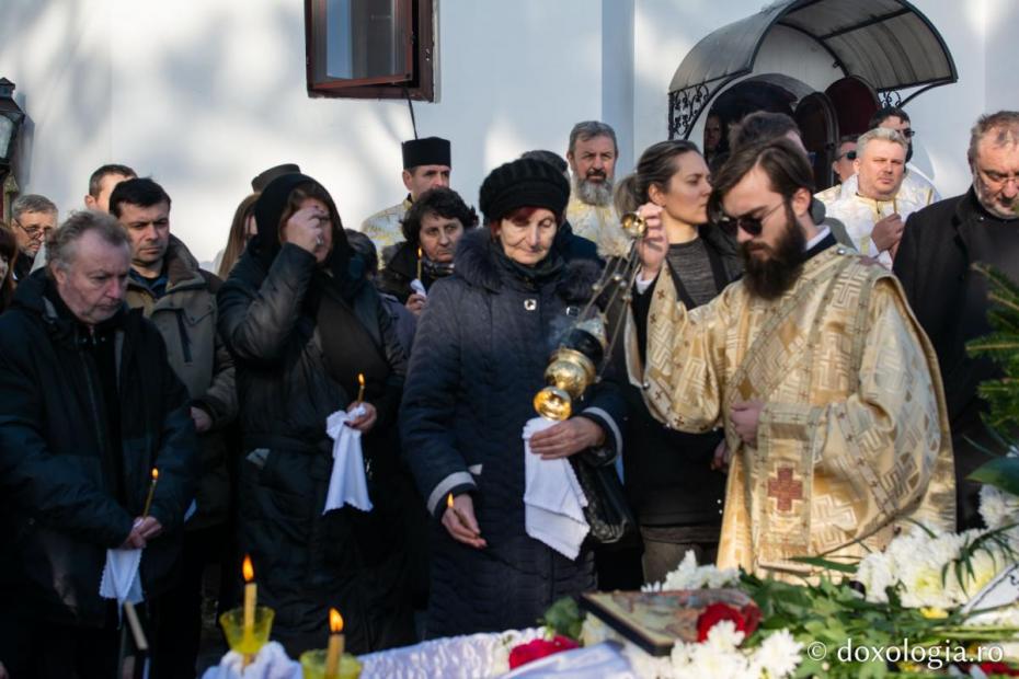 Profesoara și preoteasa Dana Louise Barnea a fost înmormântată / Foto: Mihail Vrăjitoru