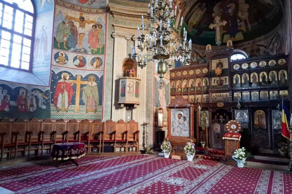 Biserica „Adormirea Maicii Domnului” din comuna Ruginoasa