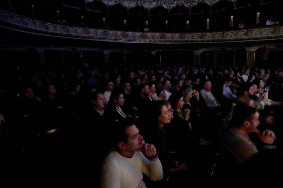 Gala de Crăciun a Liceului „Varlaam Mitropolitul, la Teatrul Național din Iași / Foto: Flavius Popa