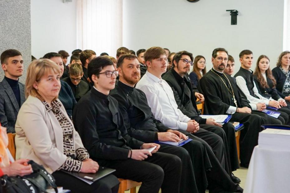 Simpozion regional și interjudețean la Dorohoi: „Țara de sus, vatră de spiritualitate și cultură românească”, ediția a III-a