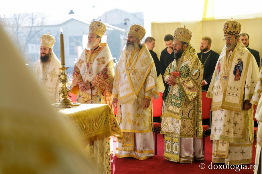 Foto: Constantin Comici / Sfânta Liturghie a Hramului Cuvioasei Parascheva