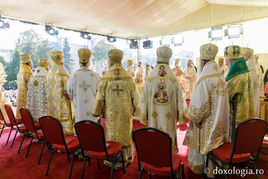 Foto: Constantin Comici / Sfânta Liturghie a Hramului Cuvioasei Parascheva