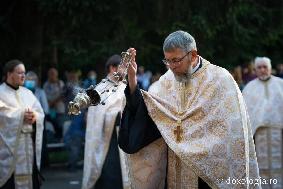 Priveghere în cinstea Sfântului Cuvios Ioan Iacob de la Neamț – 4 august 2020 / Foto: Bogdan Bulgariu Priveghere în cinstea Sfântului Cuvios Ioan Iacob de la Neamț – 4 august 2020 / Foto: Bogdan Bulgariu