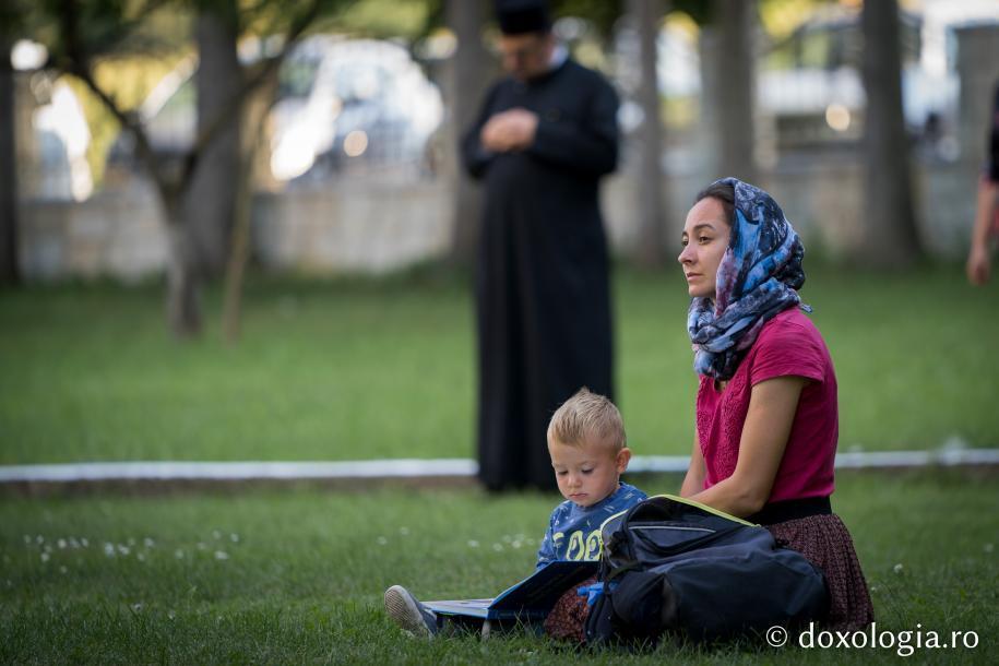 Priveghere în cinstea Sfântului Cuvios Ioan Iacob de la Neamț – 4 august 2020 / Foto: Bogdan Bulgariu Priveghere în cinstea Sfântului Cuvios Ioan Iacob de la Neamț – 4 august 2020 / Foto: Bogdan Bulgariu