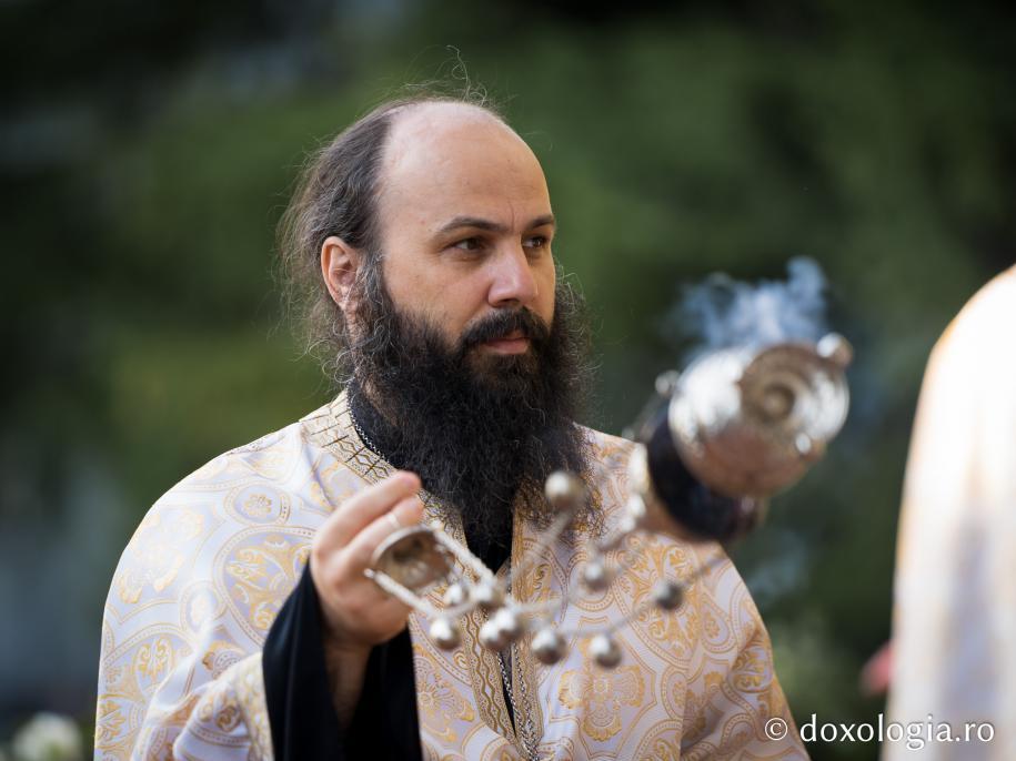 Priveghere în cinstea Sfântului Cuvios Ioan Iacob de la Neamț – 4 august 2020 / Foto: Bogdan Bulgariu Priveghere în cinstea Sfântului Cuvios Ioan Iacob de la Neamț – 4 august 2020 / Foto: Bogdan Bulgariu