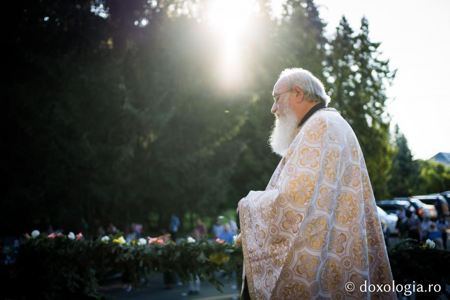 Priveghere în cinstea Sfântului Cuvios Ioan Iacob de la Neamț – 4 august 2020 / Foto: Bogdan Bulgariu Priveghere în cinstea Sfântului Cuvios Ioan Iacob de la Neamț – 4 august 2020 / Foto: Bogdan Bulgariu