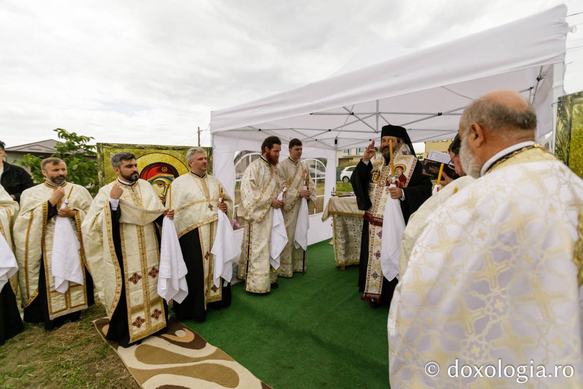 Binecuvântare / Foto: pr. Silviu Cluci