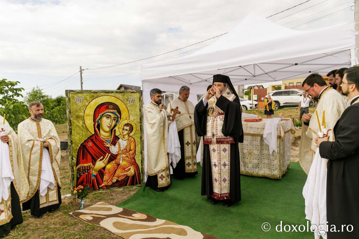 Binecuvântare / Foto: pr. Silviu Cluci