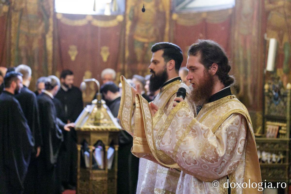 Liturghie Arhierească în debutul celei de-a șasea ediții a Festivalului de Muzică Bizantină de la Iași / Foto: pr. Silviu Cluci