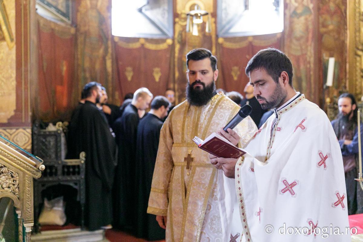 Liturghie Arhierească în debutul celei de-a șasea ediții a Festivalului de Muzică Bizantină de la Iași / Foto: pr. Silviu Cluci