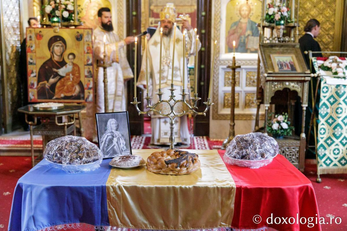 Liturghie Arhierească în debutul celei de-a șasea ediții a Festivalului de Muzică Bizantină de la Iași / Foto: pr. Silviu Cluci Liturghie Arhierească în debutul celei de-a șasea ediții a Festivalului de Muzică Bizantină de la Iași / Foto: pr. Silviu Cluci