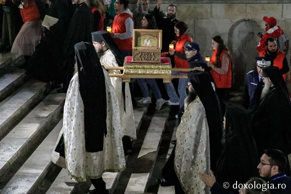 Întâmpinarea cinstitelor moaște ale Sfântului Ierarh Andrei Criteanul / Foto: Oana Nechifor