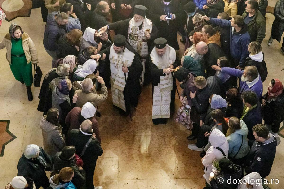 Întâmpinarea cinstitelor moaște ale Sfântului Ierarh Andrei Criteanul / Foto: Oana Nechifor