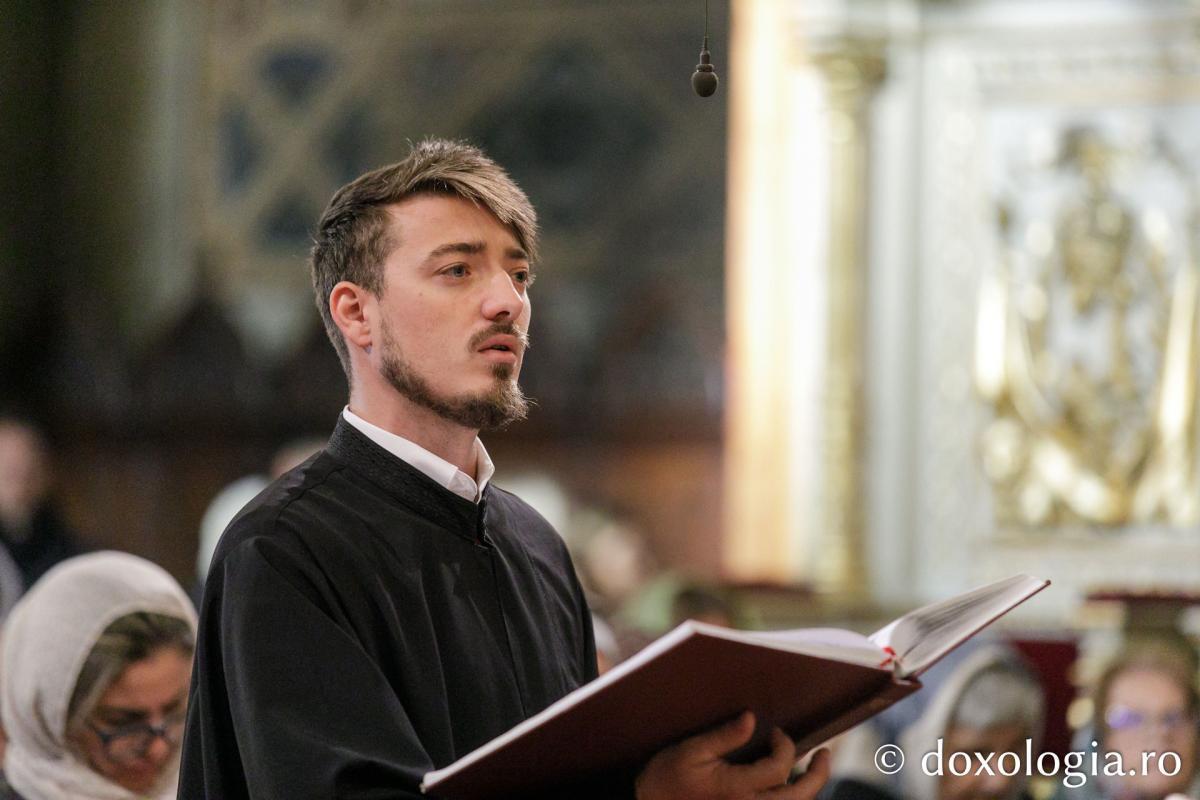 PS Damaschin Dorneanul a slujit Sfânta Liturghie în a șasea zi a Hramului Sfintei Parascheva / Foto: pr. Silviu Cluci