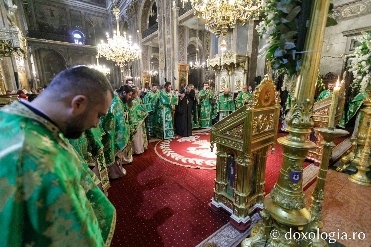 PS Nichifor Botoșăneanul a slujit la Catedrala Mitropolitană din Iași / Foto: pr. Silviu Cluci PS Nichifor Botoșăneanul a slujit la Catedrala Mitropolitană din Iași / Foto: pr. Silviu Cluci