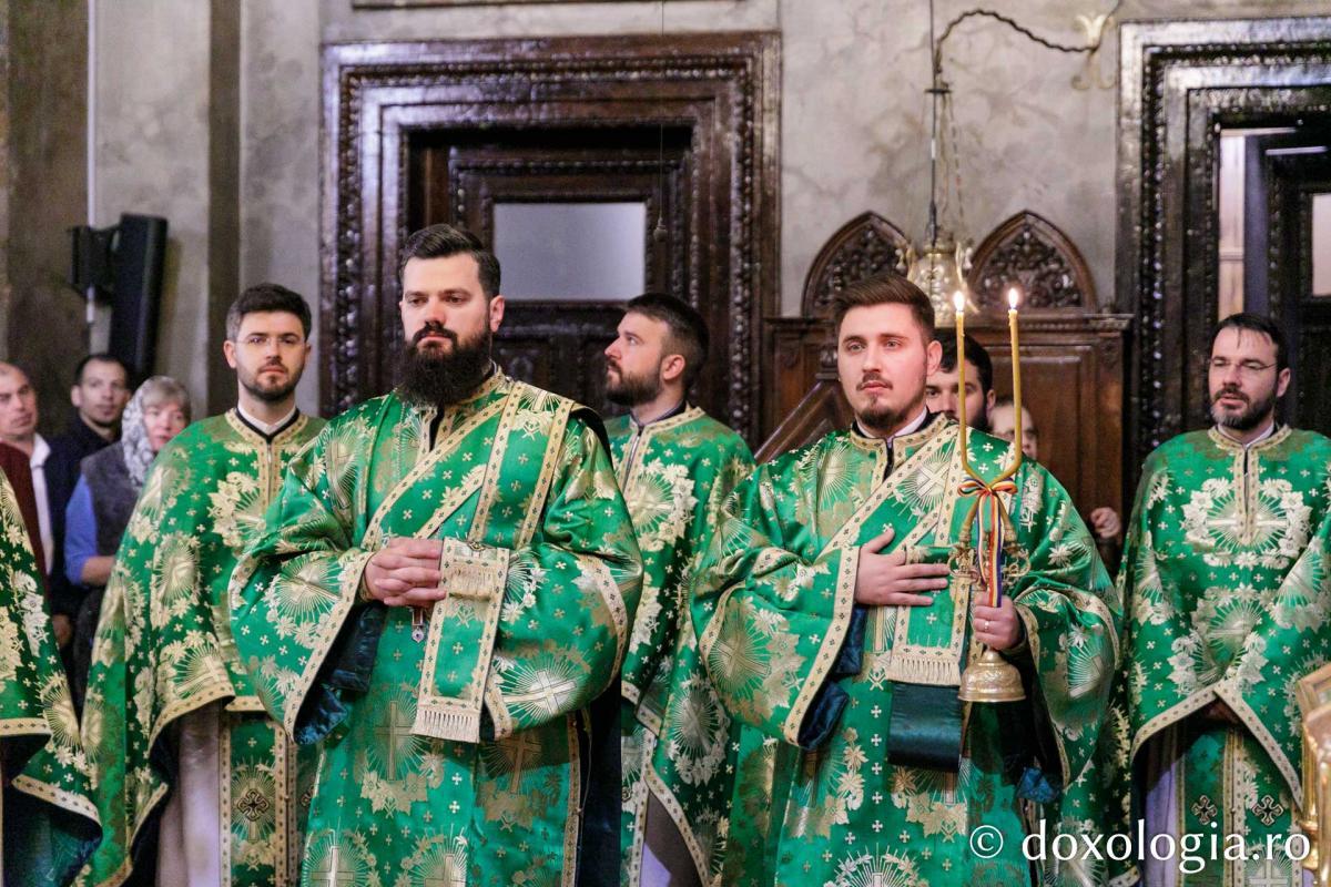 PS Nichifor Botoșăneanul a slujit la Catedrala Mitropolitană din Iași / Foto: pr. Silviu Cluci PS Nichifor Botoșăneanul a slujit la Catedrala Mitropolitană din Iași / Foto: pr. Silviu Cluci