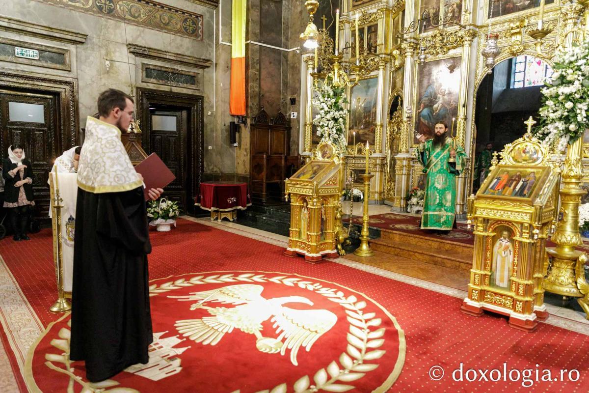 PS Nichifor Botoșăneanul a slujit la Catedrala Mitropolitană din Iași / Foto: pr. Silviu Cluci PS Nichifor Botoșăneanul a slujit la Catedrala Mitropolitană din Iași / Foto: pr. Silviu Cluci