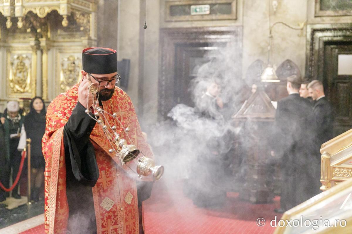 Priveghere în cinstea Sfântului Gheorghe la Catedrala Mitropolitană din Iași / Foto: pr. Silviu Cluci