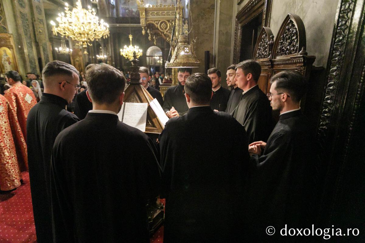 Priveghere în cinstea Sfântului Gheorghe la Catedrala Mitropolitană din Iași / Foto: pr. Silviu Cluci