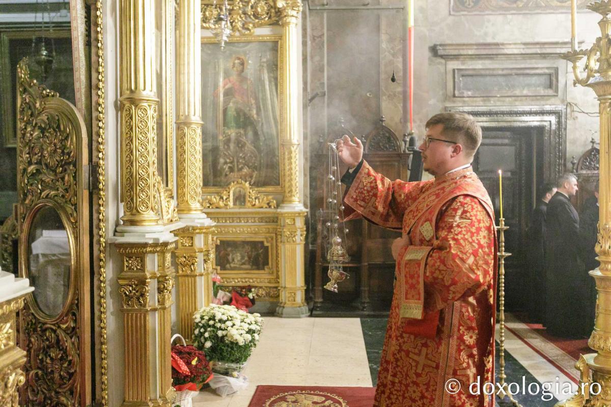 Priveghere în cinstea Sfântului Gheorghe la Catedrala Mitropolitană din Iași / Foto: pr. Silviu Cluci