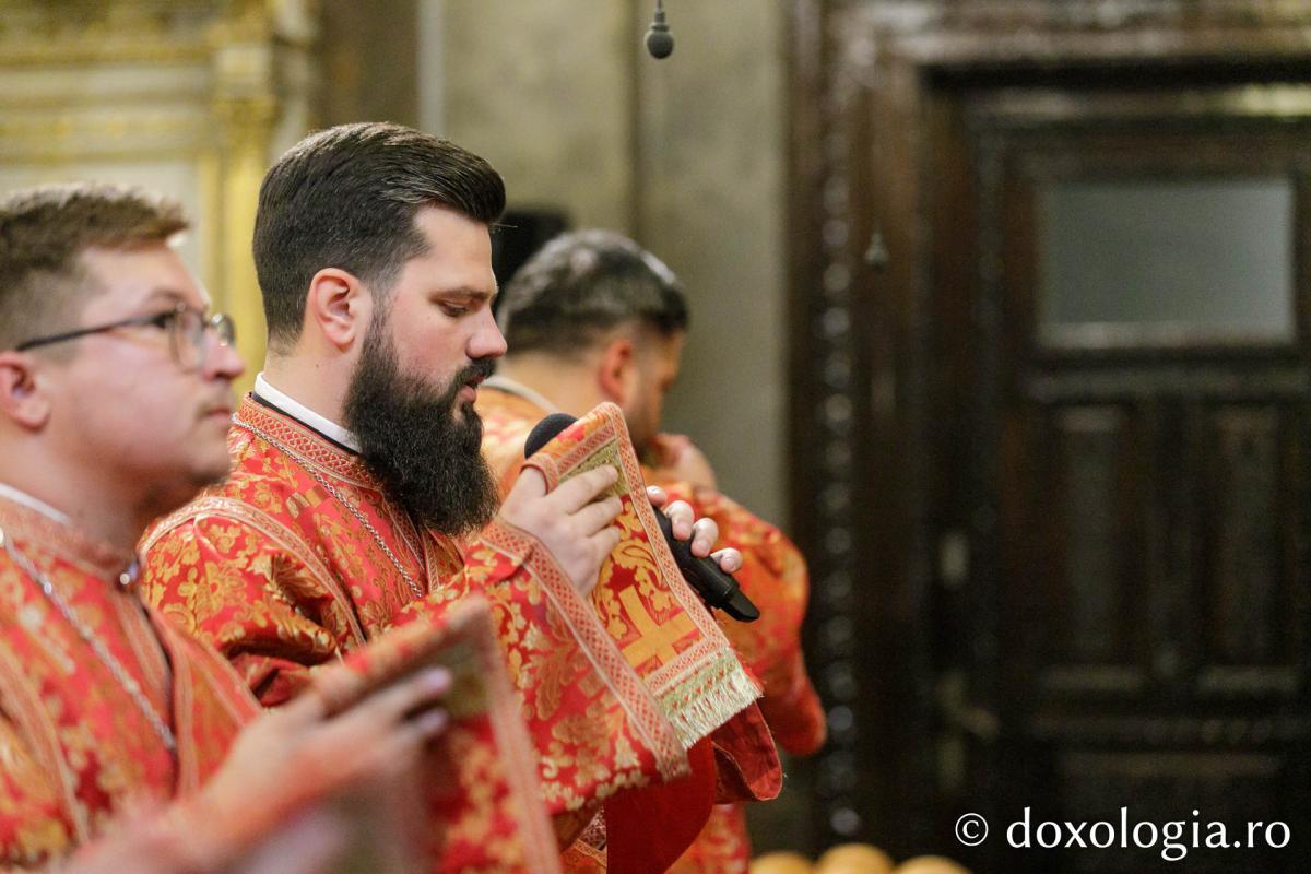 Priveghere în cinstea Sfântului Gheorghe la Catedrala Mitropolitană din Iași / Foto: pr. Silviu Cluci