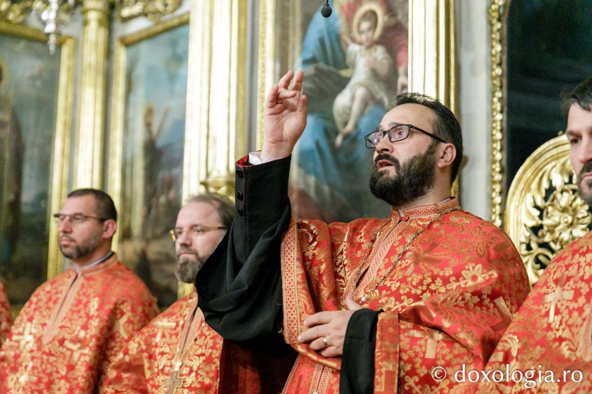 Priveghere în cinstea Sfântului Gheorghe la Catedrala Mitropolitană din Iași / Foto: pr. Silviu Cluci