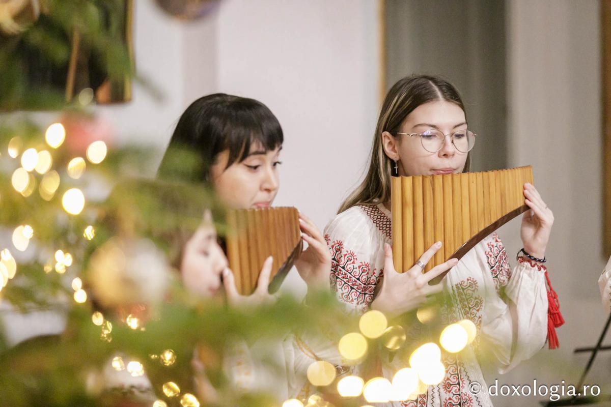 Grup instrumental  | Colindători la Reședința Mitropolitană