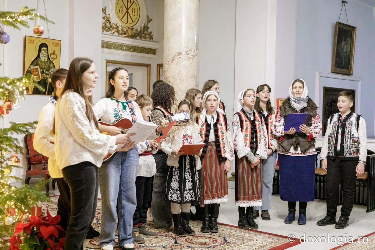 Școala Profesională din Dagâța | Colindători la Reședința Mitropolitană
