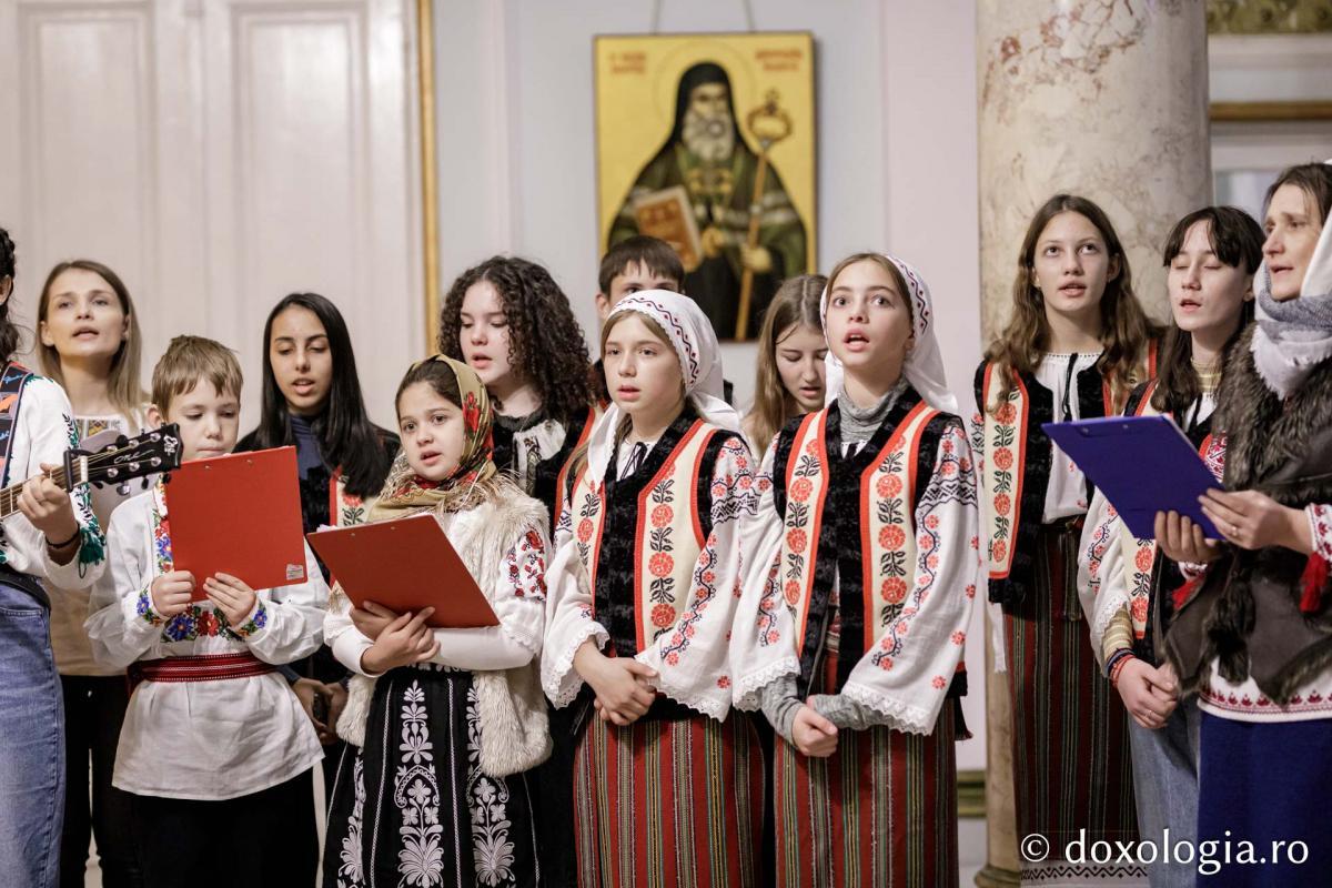 Școala Profesională din Dagâța | Colindători la Reședința Mitropolitană