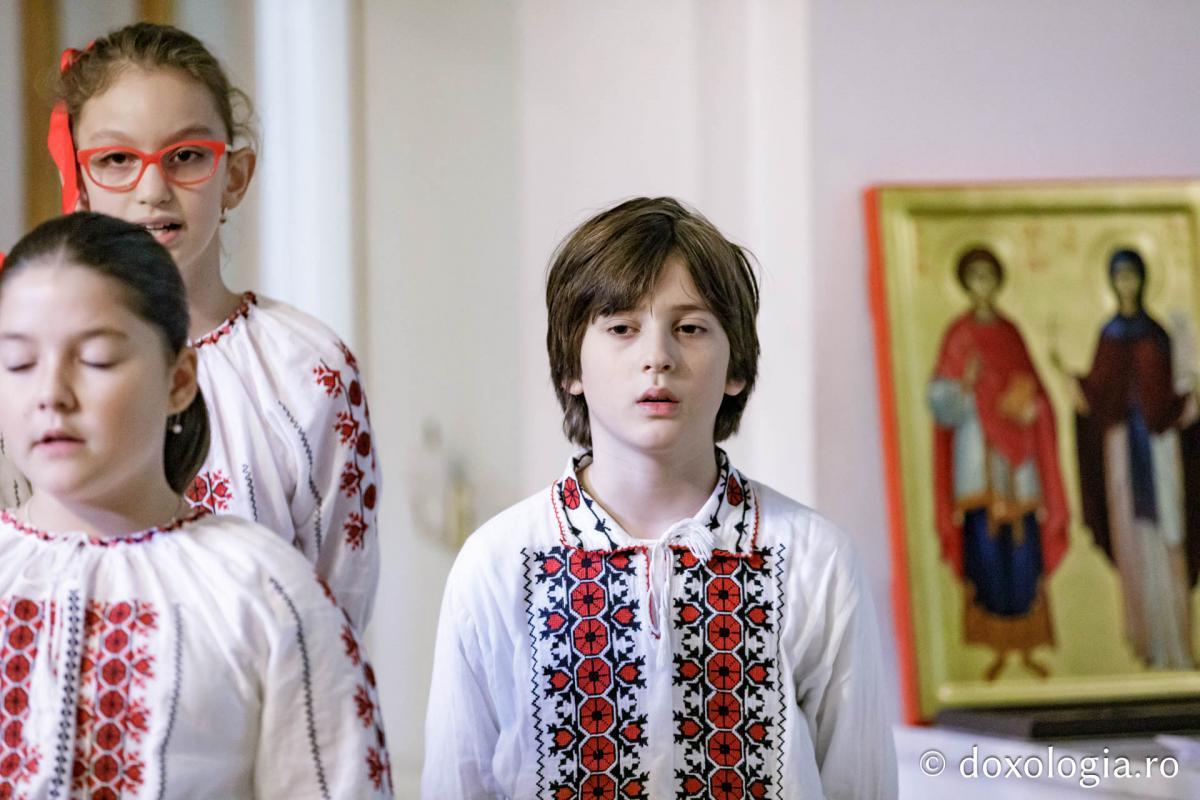 Școala Gimnazială ,,Titu Maiorescu” din Iași, Clasa a III-a D – Colindători la Reședința Mitropolitană 2024 Școala Gimnazială ,,Titu Maiorescu” din Iași, Clasa a III-a D – Colindători la Reședința Mitropolitană 2024