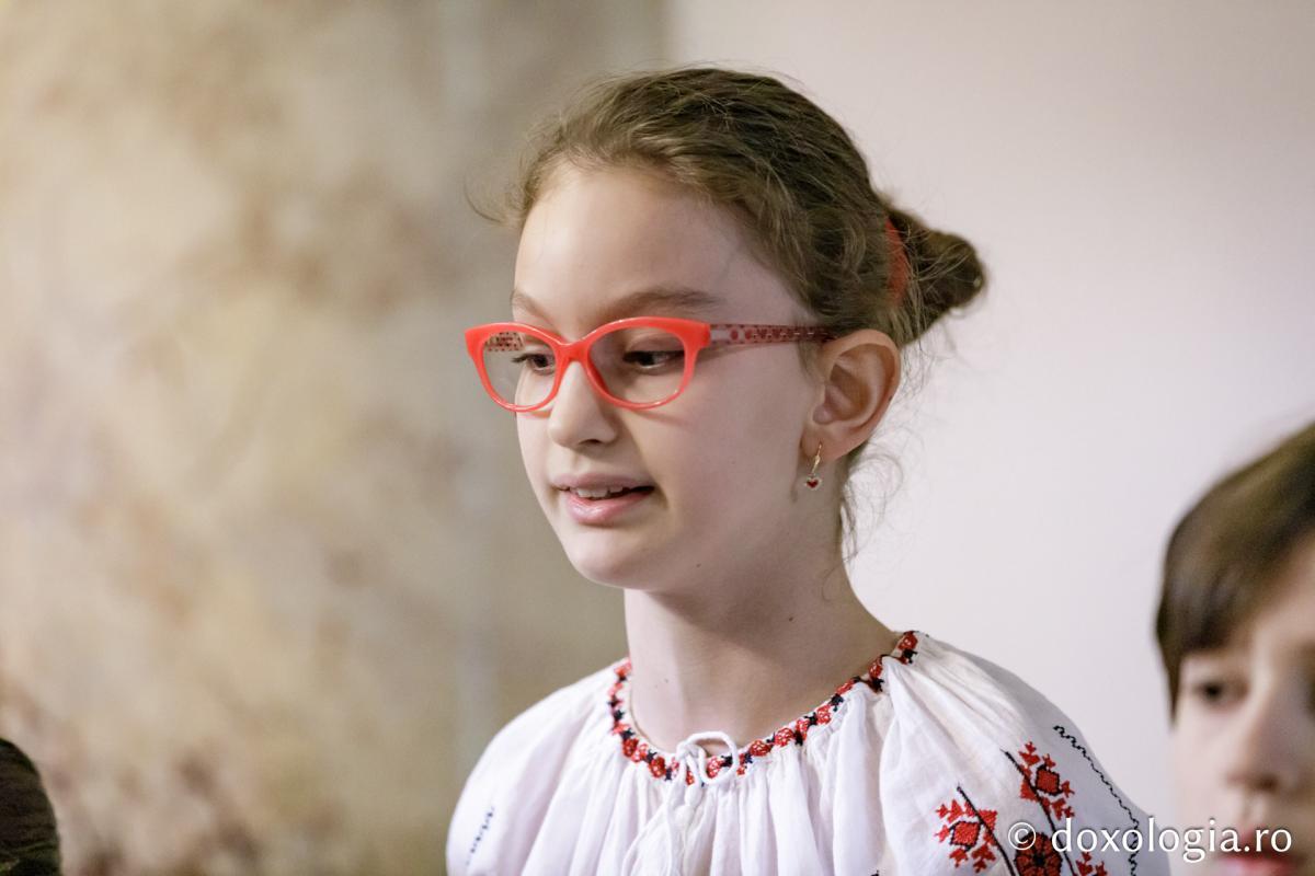 Școala Gimnazială ,,Titu Maiorescu” din Iași, Clasa a III-a D – Colindători la Reședința Mitropolitană 2024 Școala Gimnazială ,,Titu Maiorescu” din Iași, Clasa a III-a D – Colindători la Reședința Mitropolitană 2024