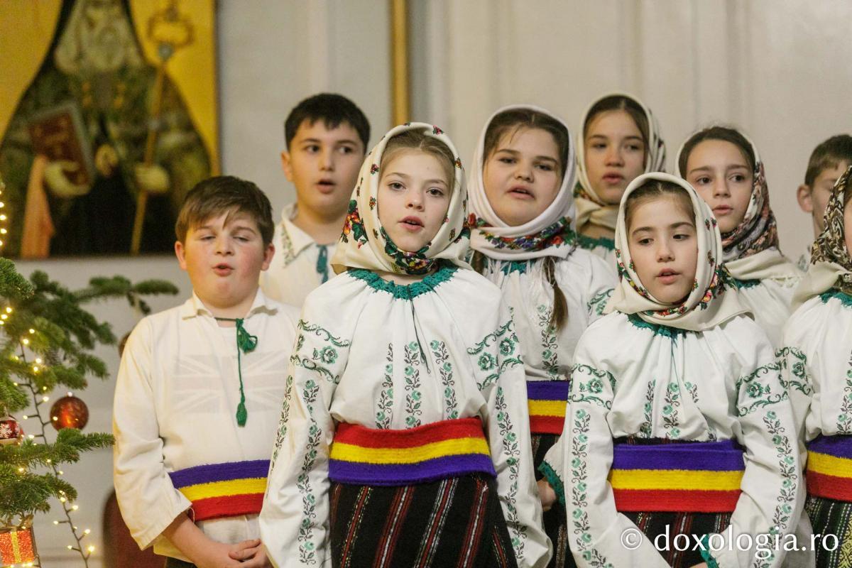 Grupul „Flori de mai” Todirești